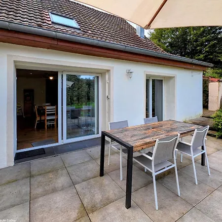 Spacieux A Errevet: Nature, Confort & Parking Prive - Fr-1-583-237 Holiday home